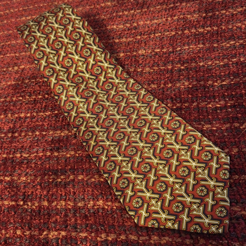 Vintage T.M. Lewin And Son Silk Tie Red Geometric Medallion England Jermyn